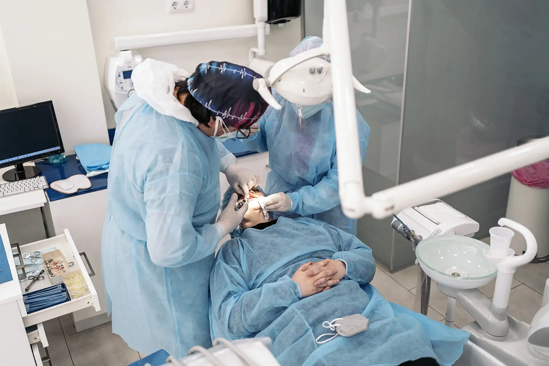 Does a Dental Implant Procedure Require Local Anesthesia or General Anesthesia?