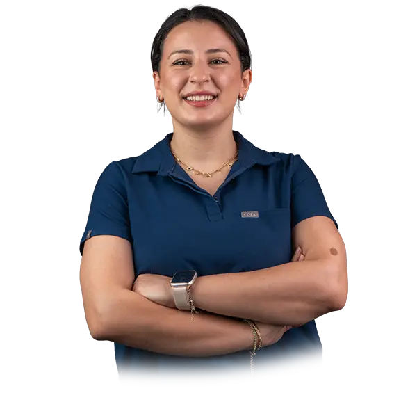 General Dentist with extensive experience in prosthodontics, implant-supported restorations, digital dentistry, and international patient treatment.